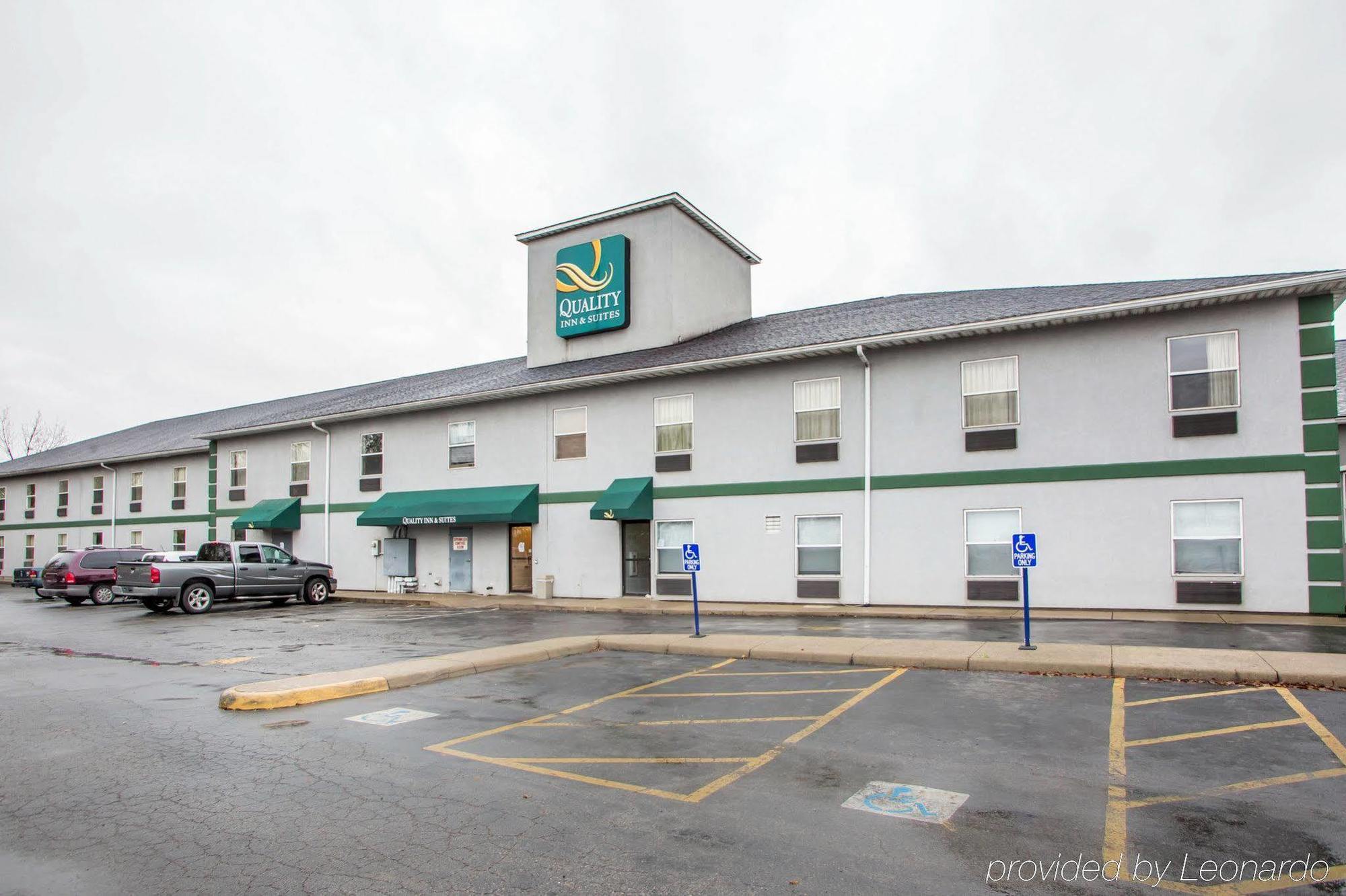 Quality Inn & Suites South-Obetz Exterior photo